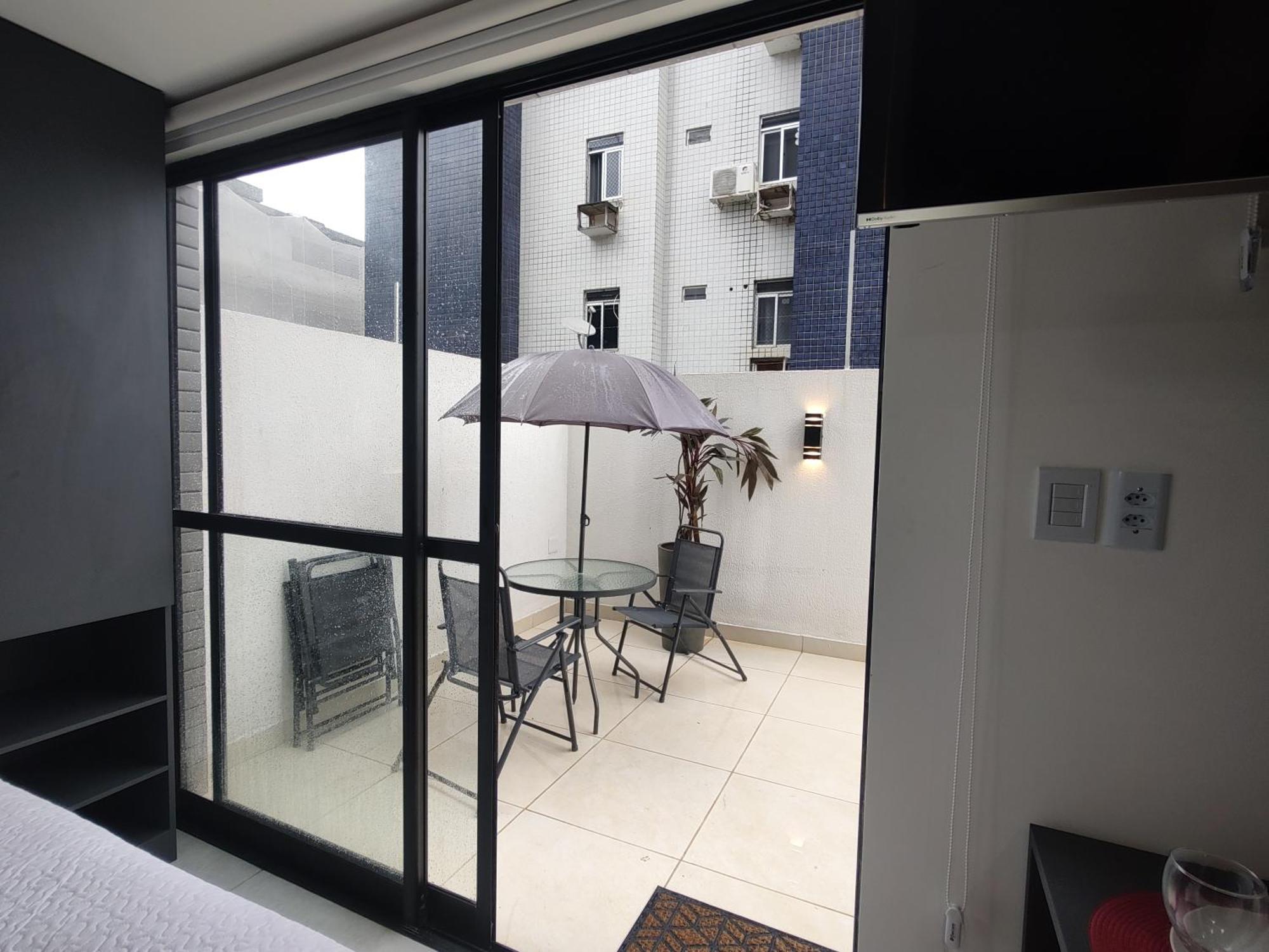 Flat 150m Da Do Bessa Terreo Com Area Externa *
