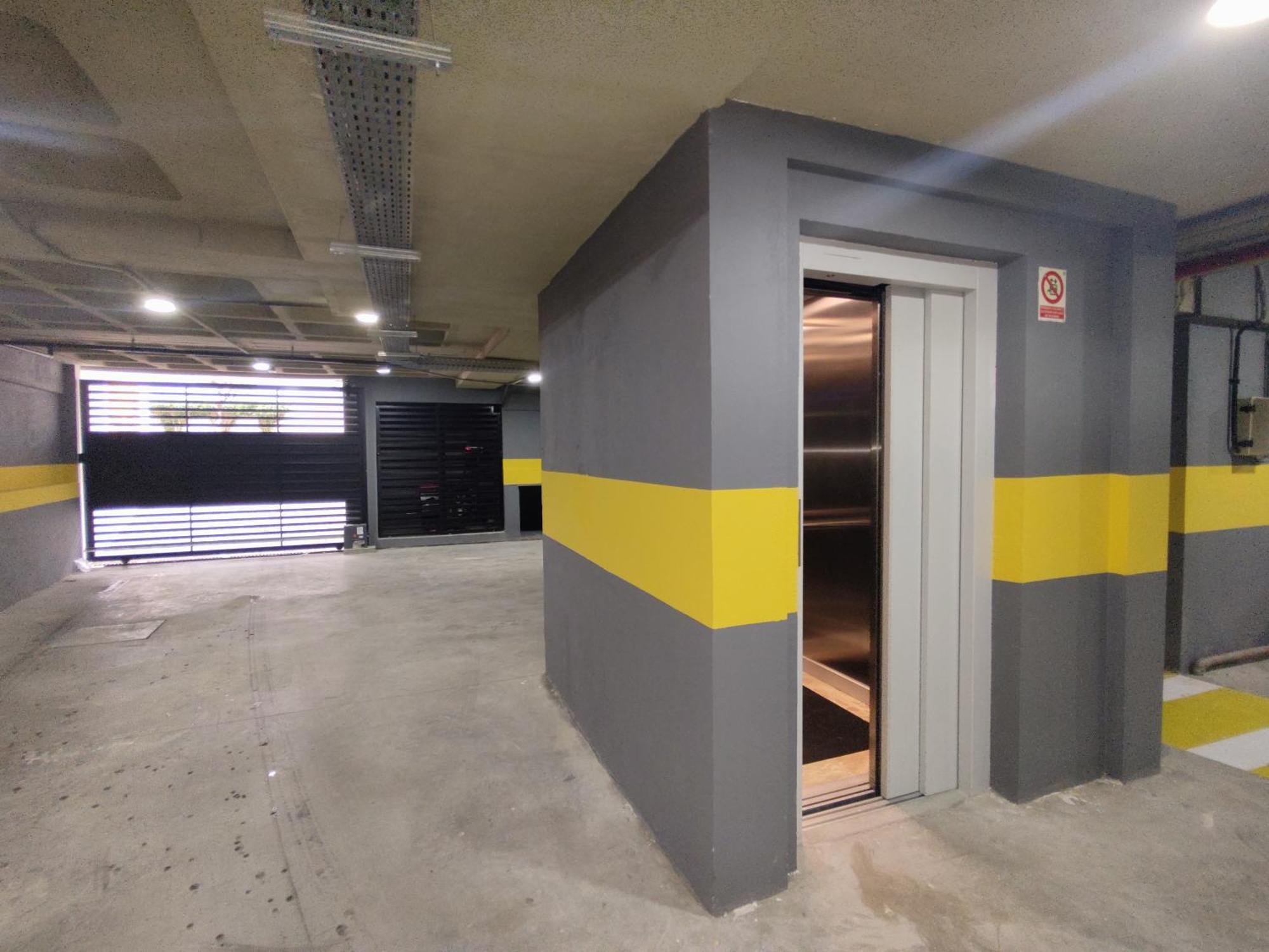 Flat 150m Da Do Bessa Terreo Com Area Externa *